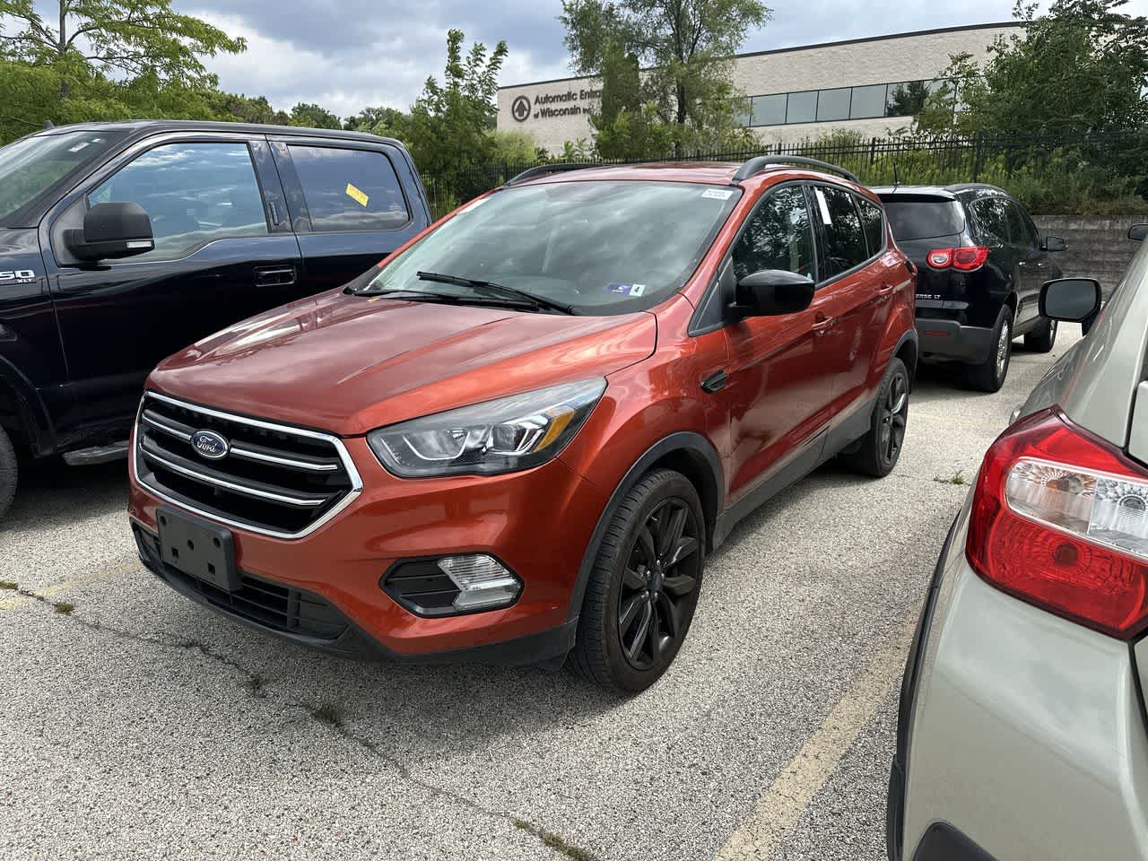 Used 2019 Ford Escape SE with VIN 1FMCU9GD3KUA60957 for sale in Waukesha, WI