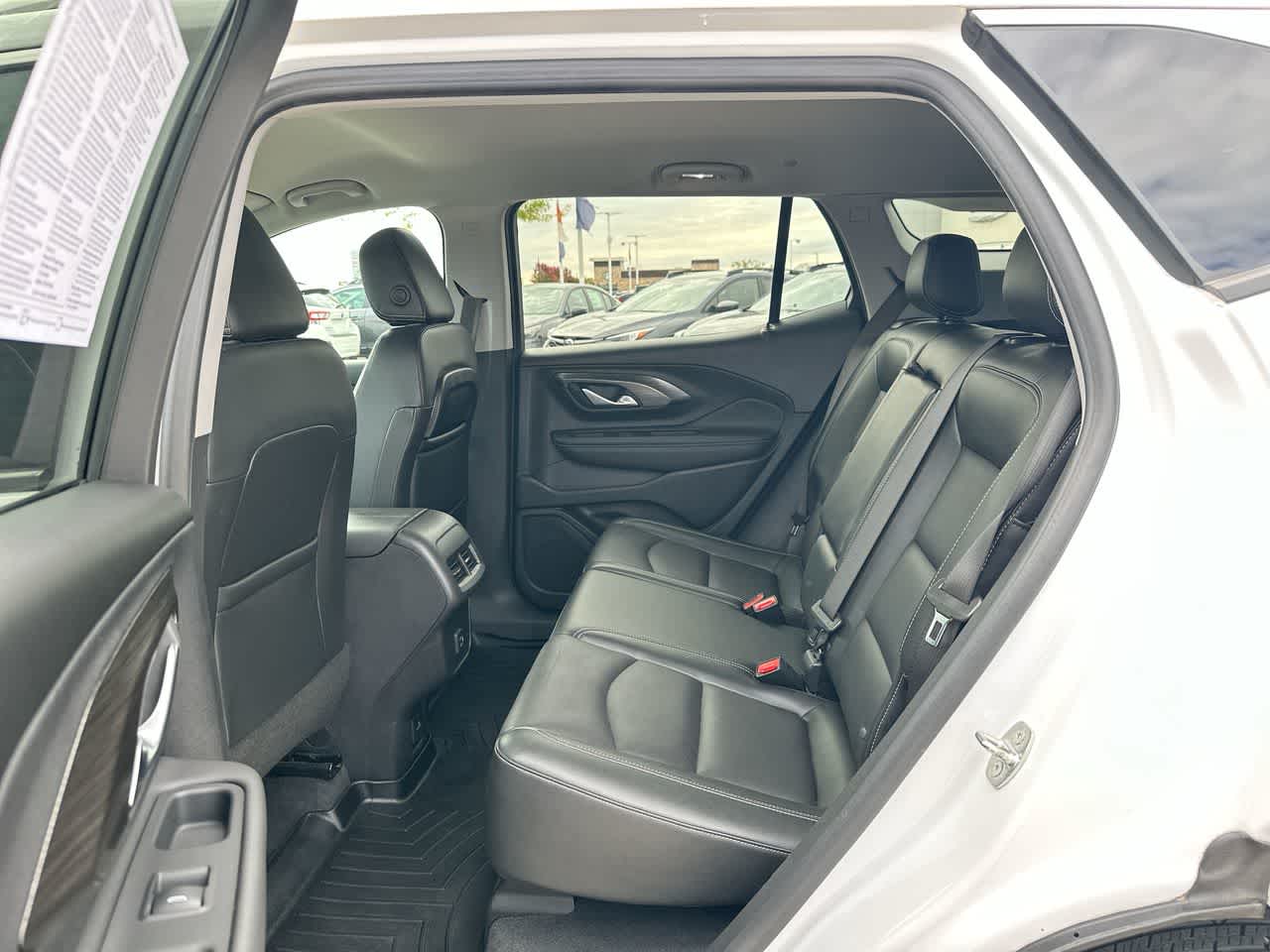 Thumbnail: 2022 GMC Terrain - 24