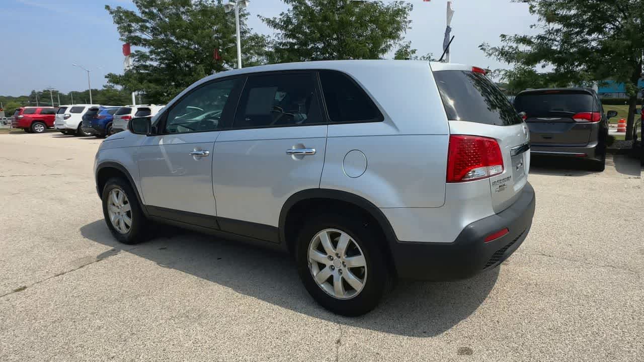 Thumbnail: 2011 Kia Sorento - 6