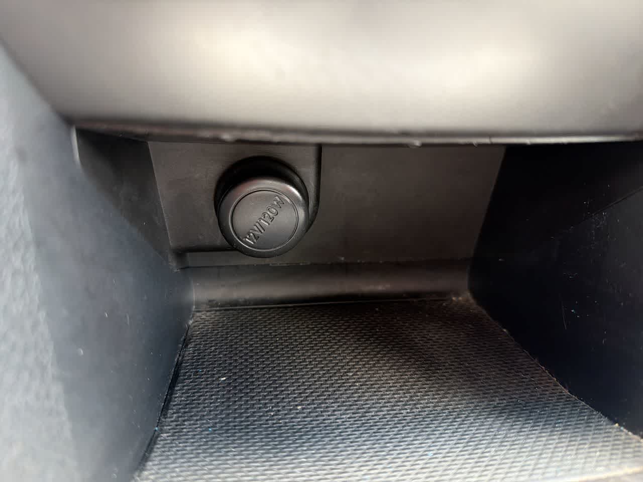 Thumbnail: 2014 Subaru Outback - 32