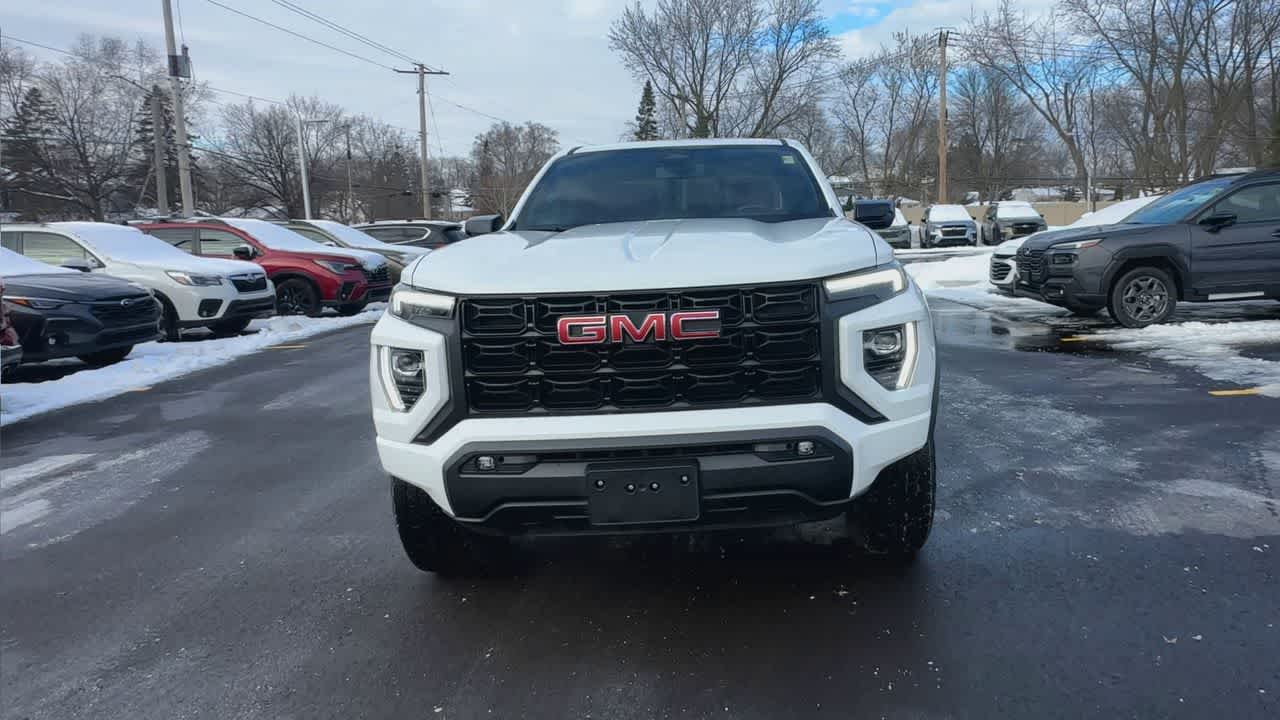 Thumbnail: 2024 GMC Canyon - 3
