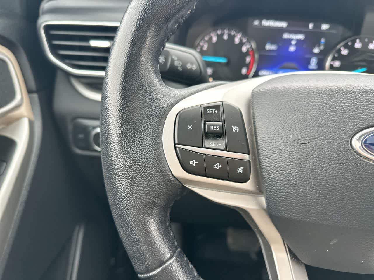 Thumbnail: 2021 Ford Explorer - 30