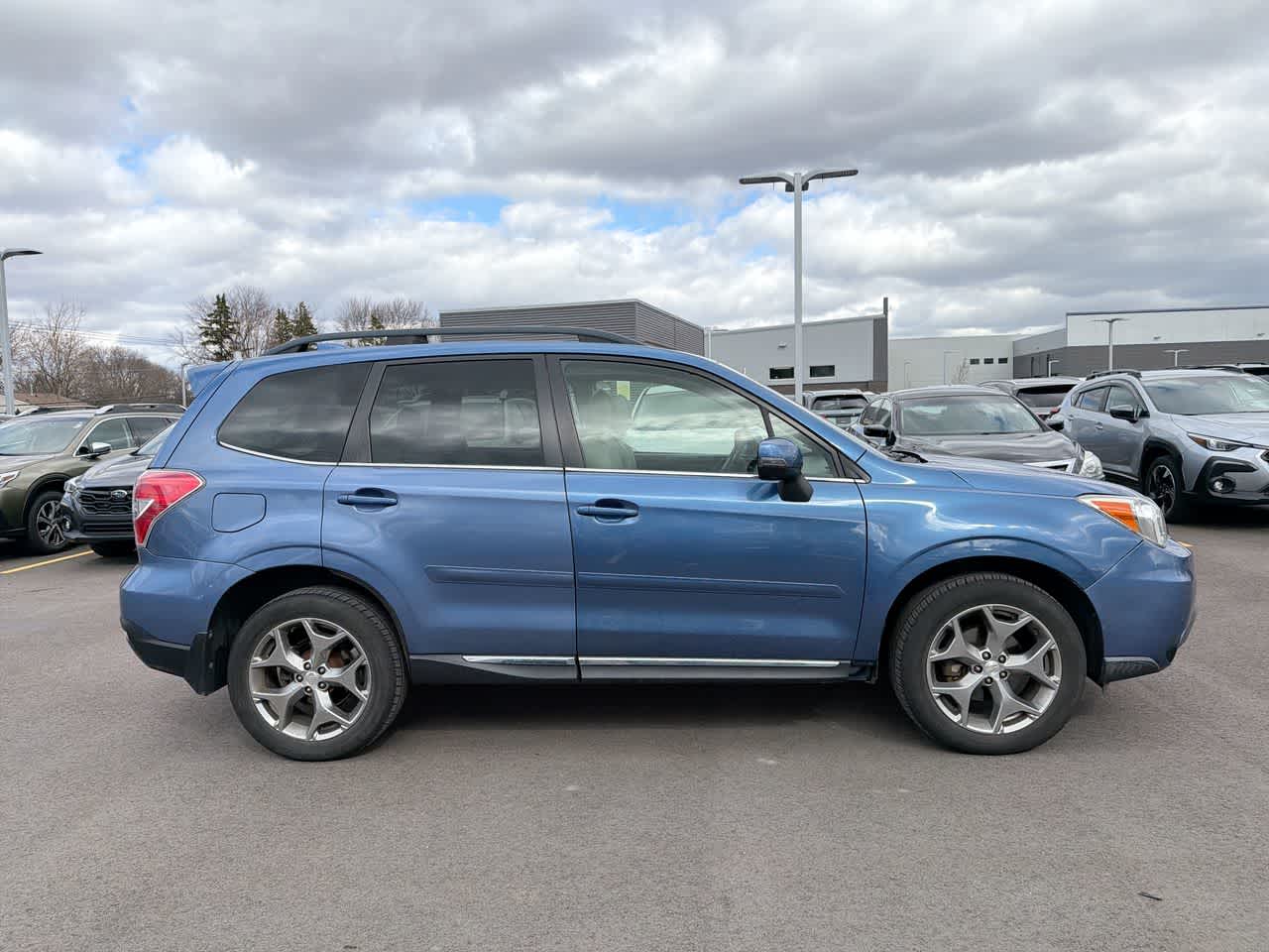Thumbnail: 2016 Subaru Forester - 14