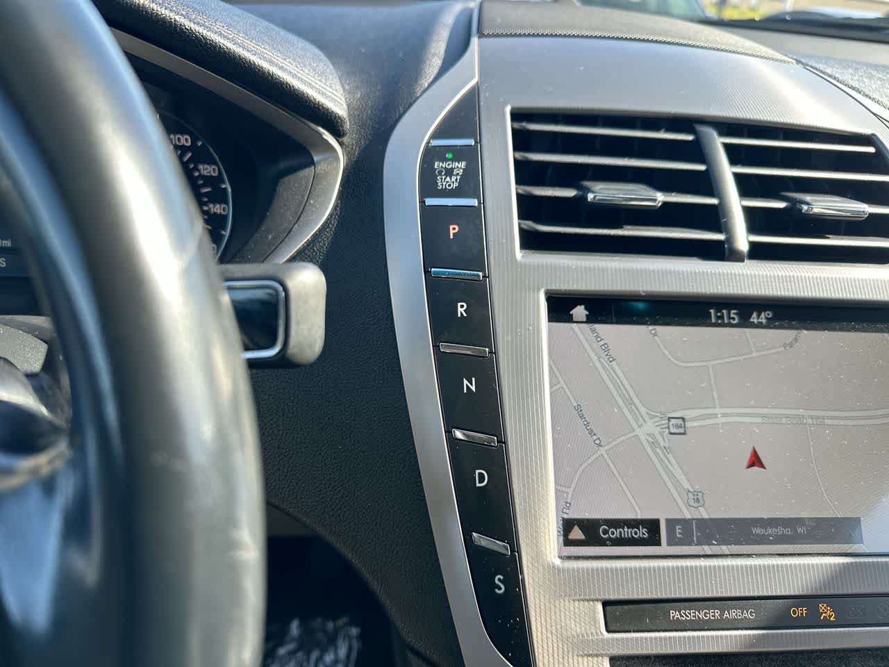 Thumbnail: 2017 Lincoln MKZ - 35