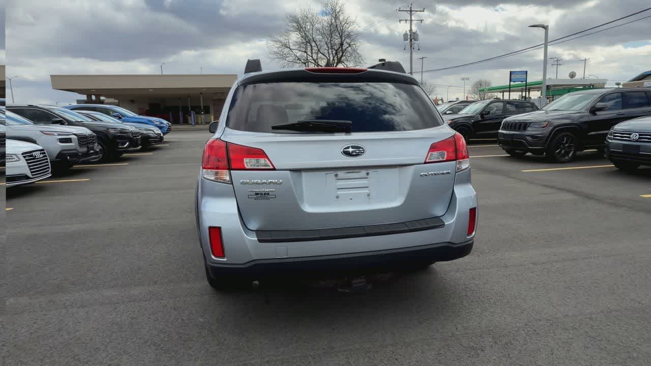 Thumbnail: 2014 Subaru Outback - 8