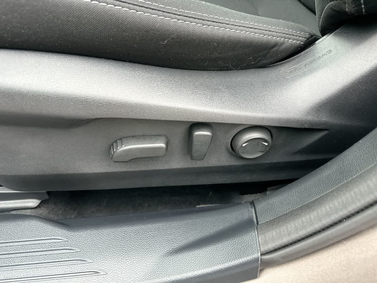 Thumbnail: 2022 Subaru Outback - 22