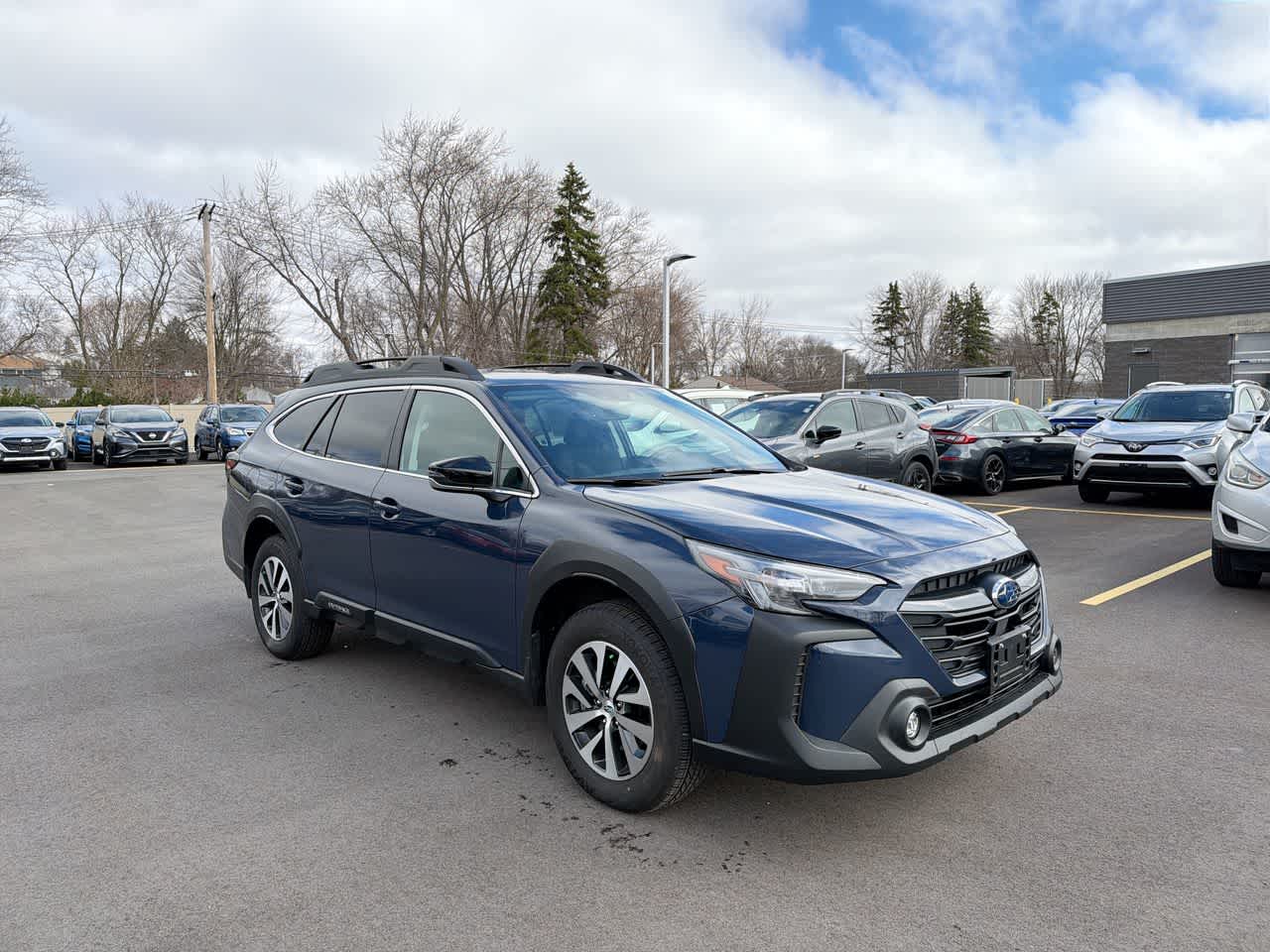 Thumbnail: 2025 Subaru Outback - 15