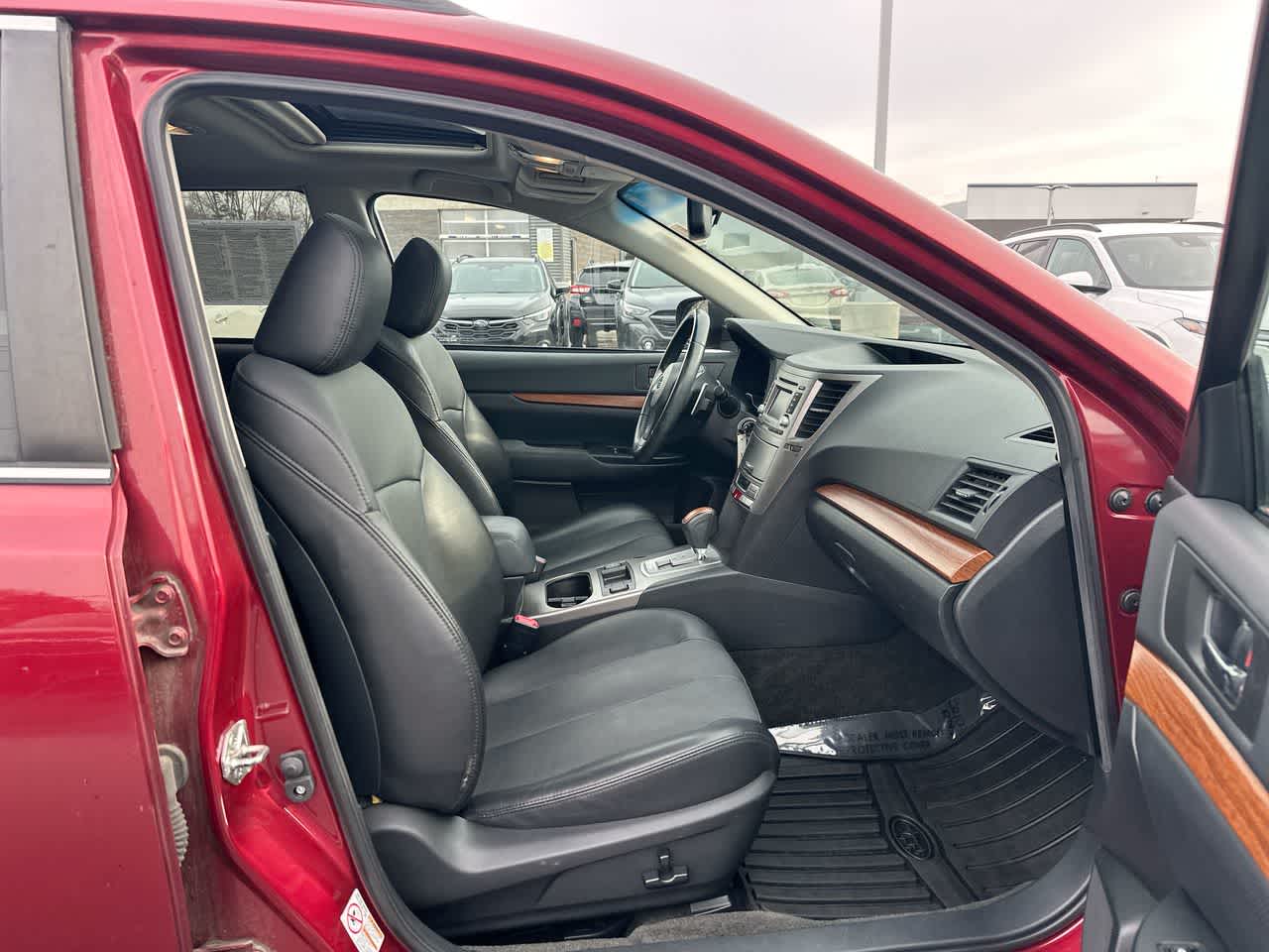 Thumbnail: 2014 Subaru Outback - 27