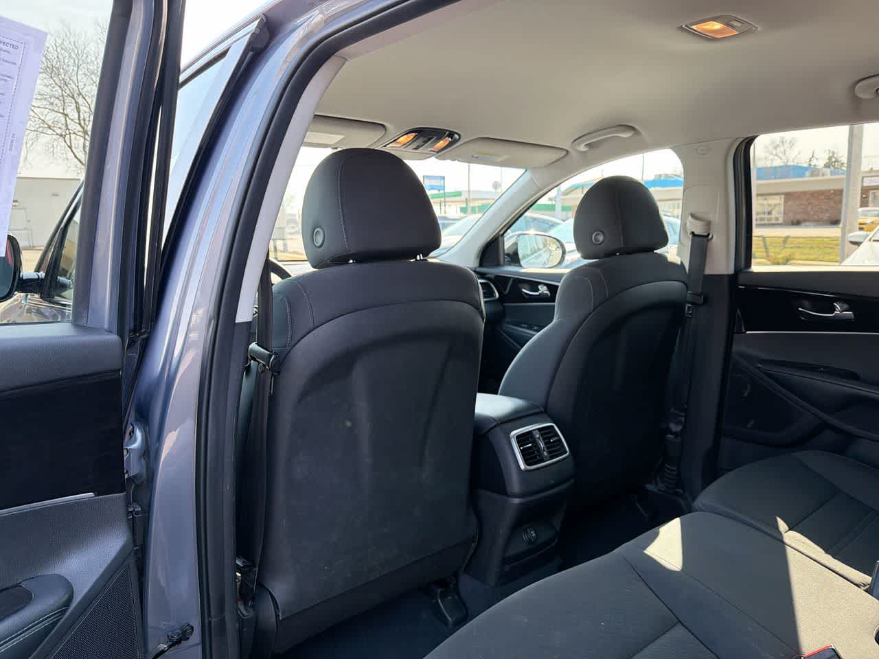 Thumbnail: 2020 Kia Sorento - 24