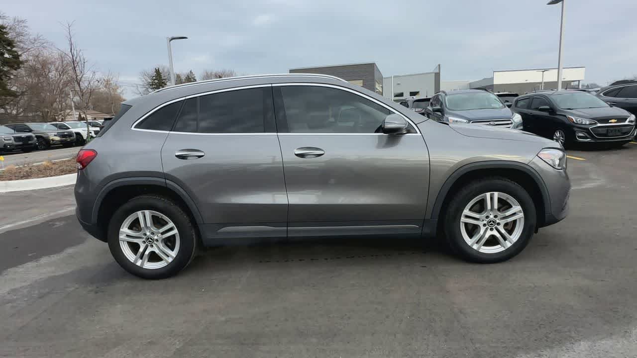 Thumbnail: 2022 Mercedes-Benz GLA - 9