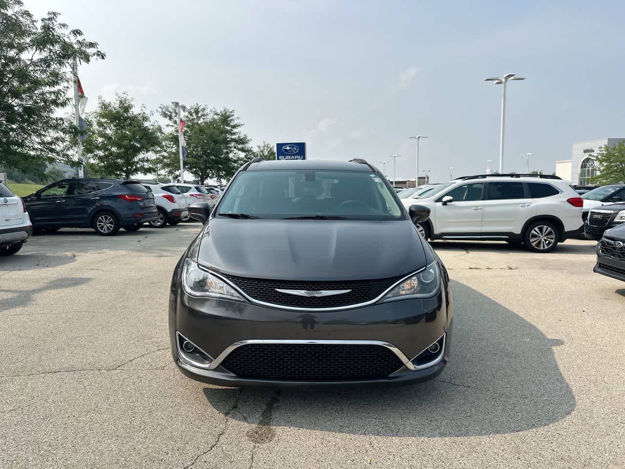 Thumbnail: 2017 Chrysler Pacifica - 16