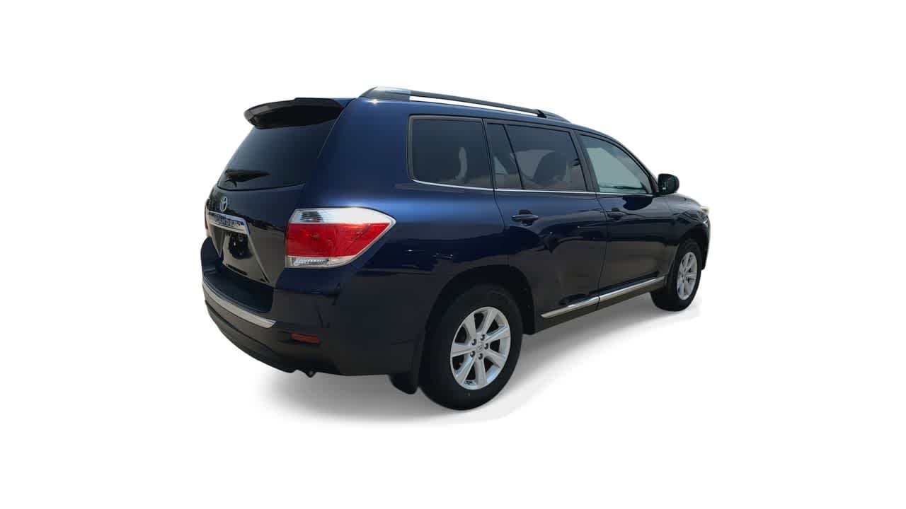 Thumbnail: 2013 Toyota Highlander - 8
