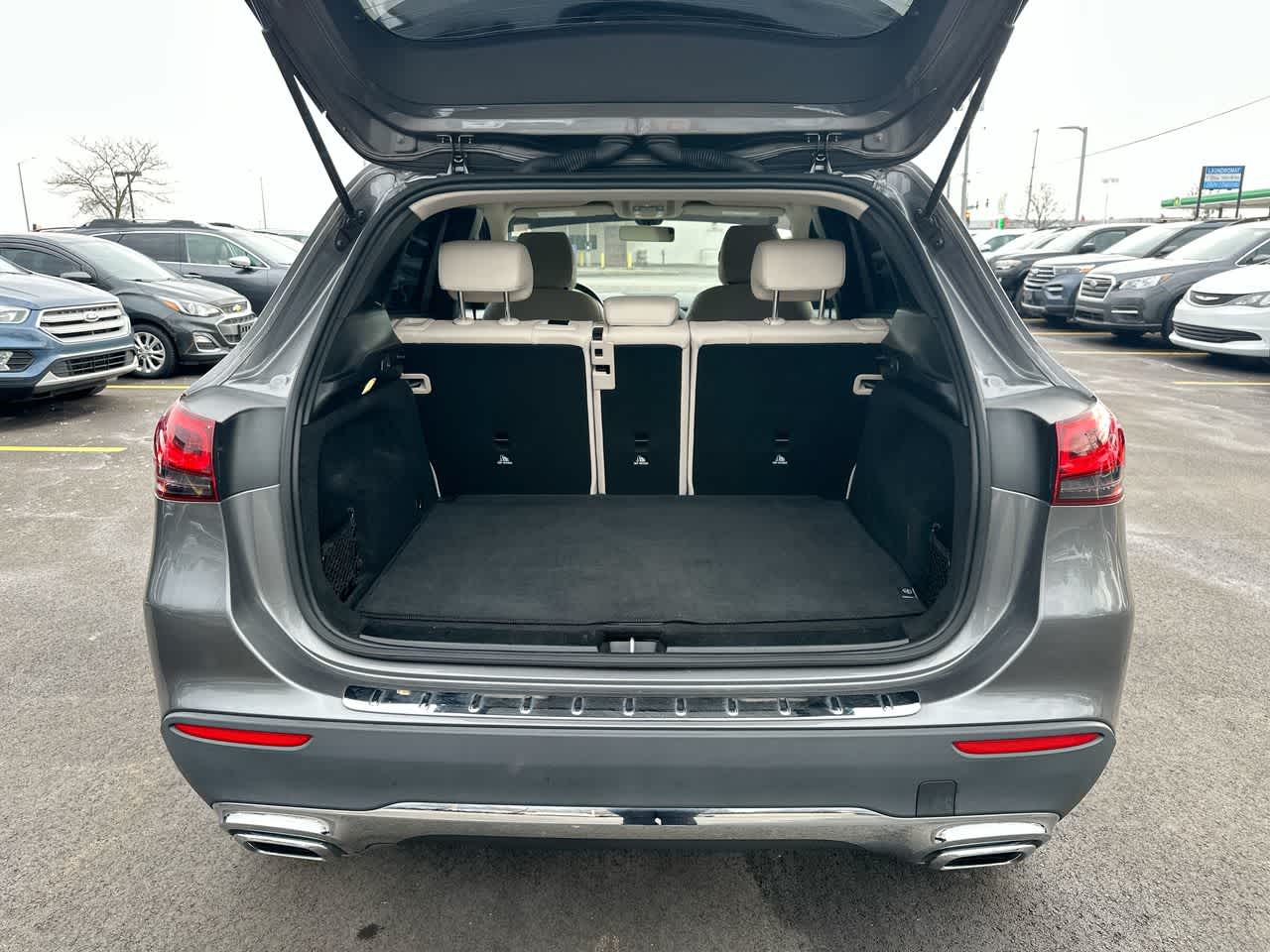 Thumbnail: 2022 Mercedes-Benz GLA - 35