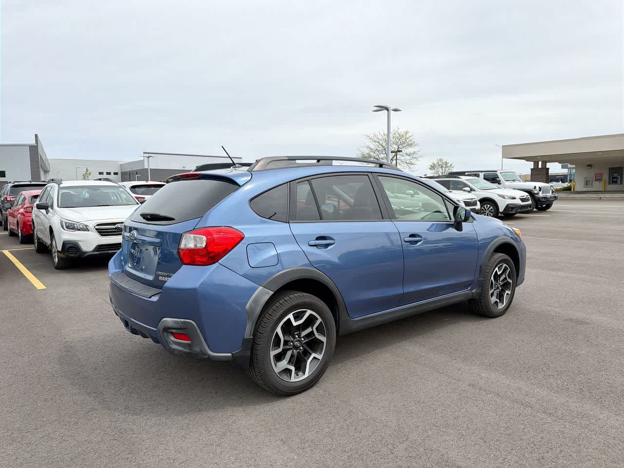 Thumbnail: 2017 Subaru Crosstrek - 13