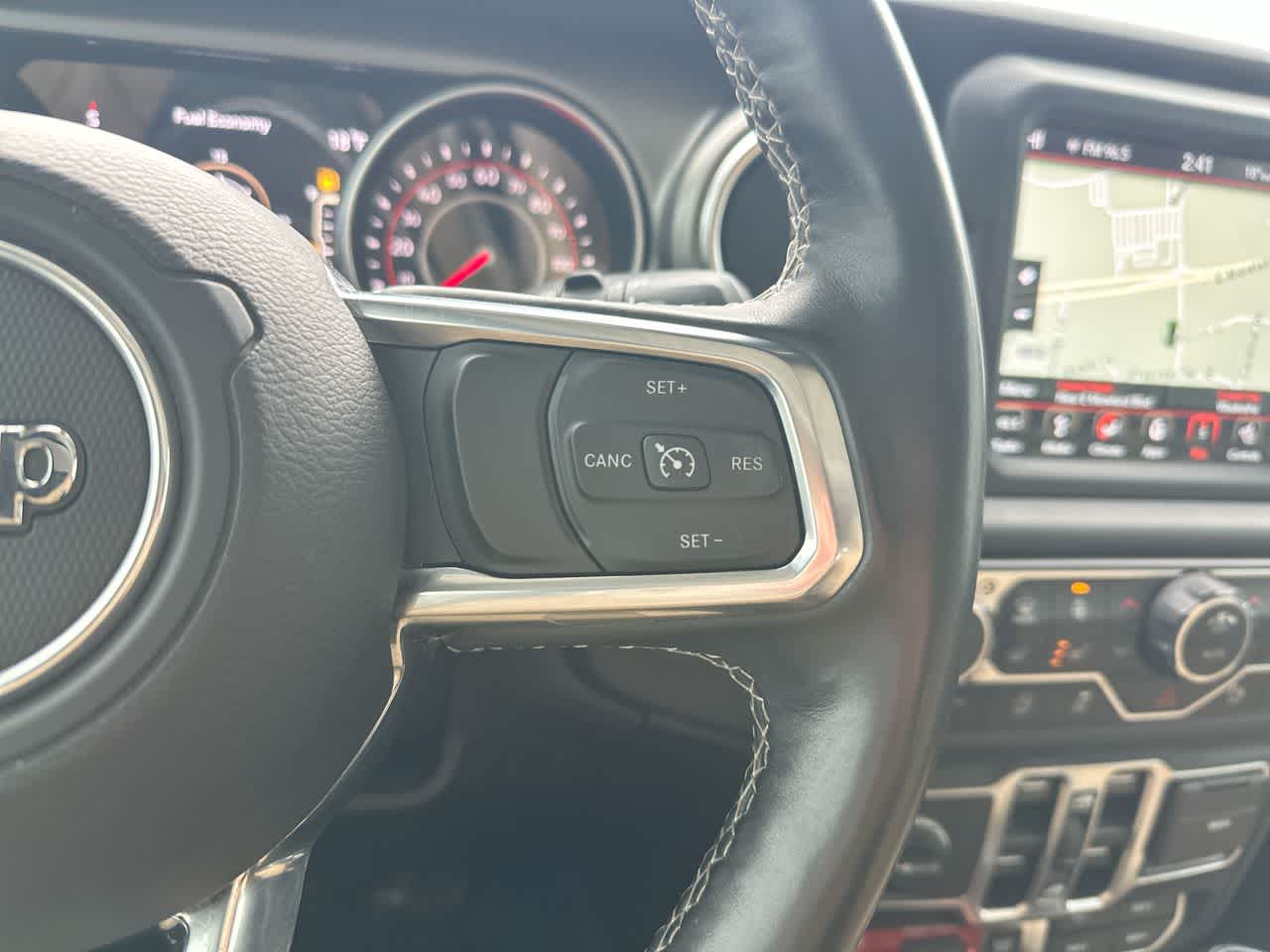 Thumbnail: 2018 Jeep Wrangler - 21