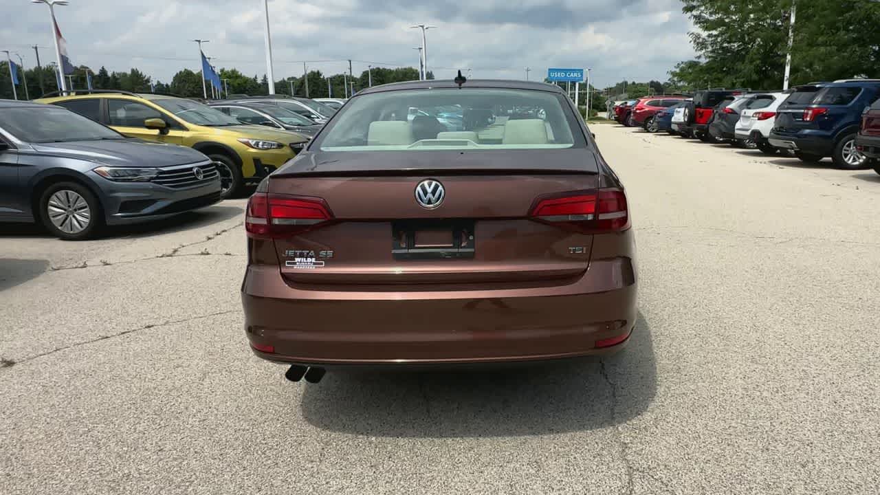 Thumbnail: 2017 Volkswagen Jetta - 7