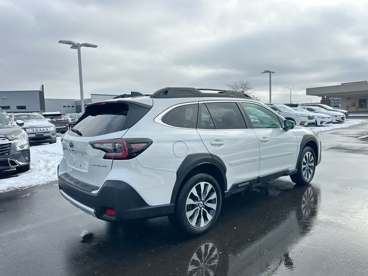 Thumbnail: 2023 Subaru Outback - 13