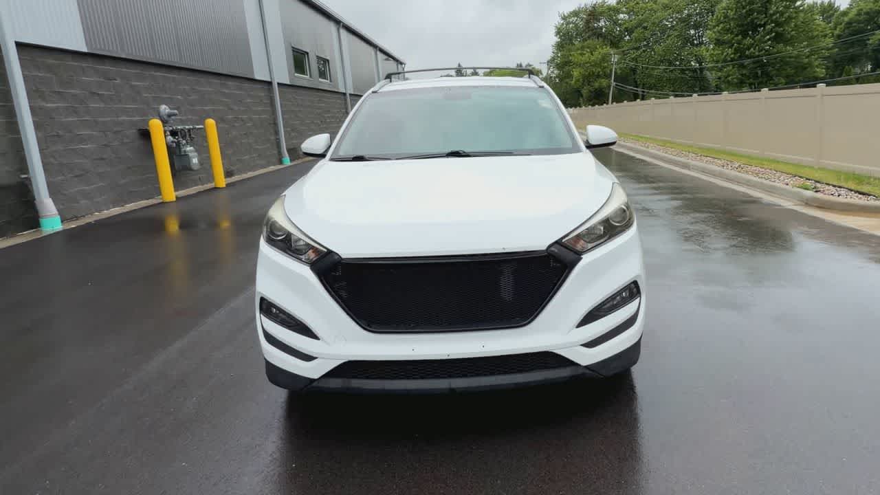 Thumbnail: 2017 Hyundai Tucson - 2