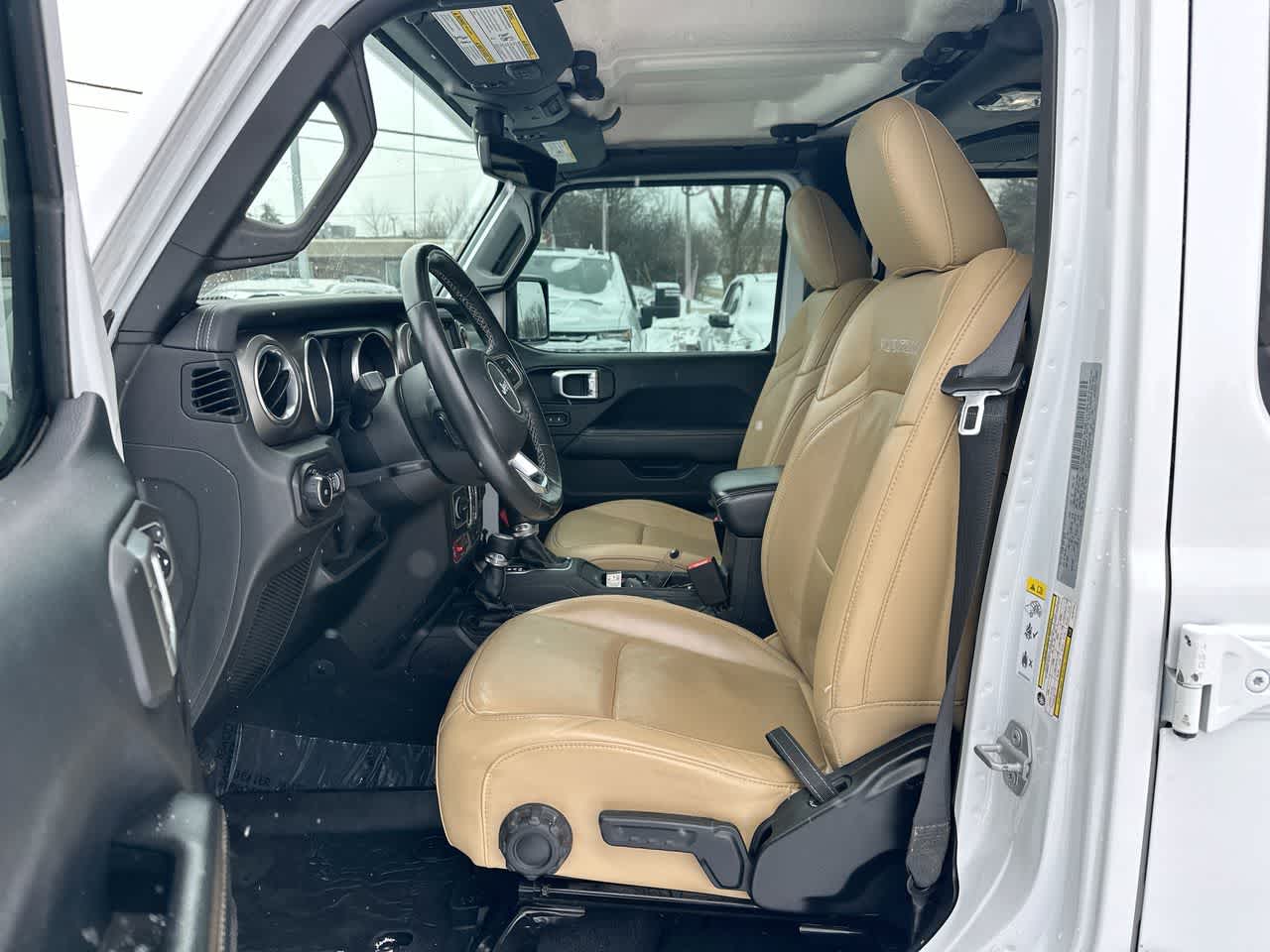 Thumbnail: 2018 Jeep Wrangler - 13