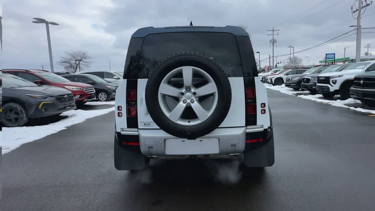 Thumbnail: 2025 Land Rover Defender - 7