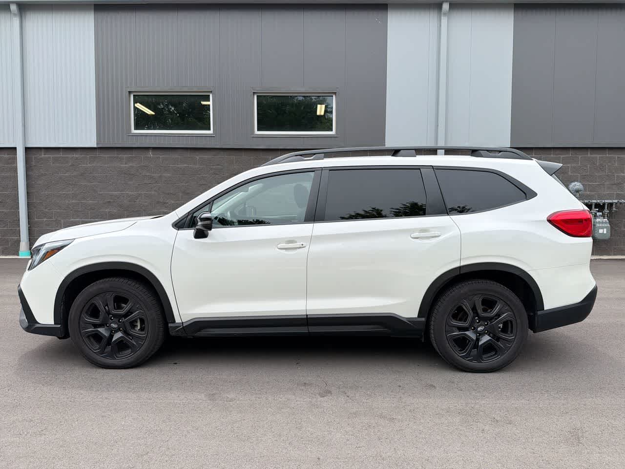 Thumbnail: 2023 Subaru Ascent - 9