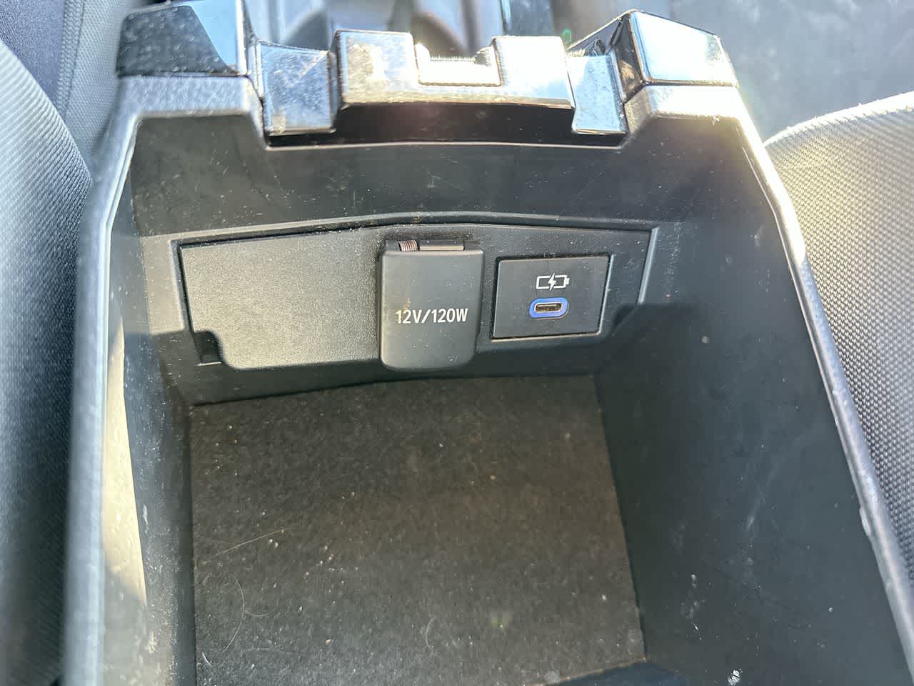 Thumbnail: 2022 Toyota Corolla - 32