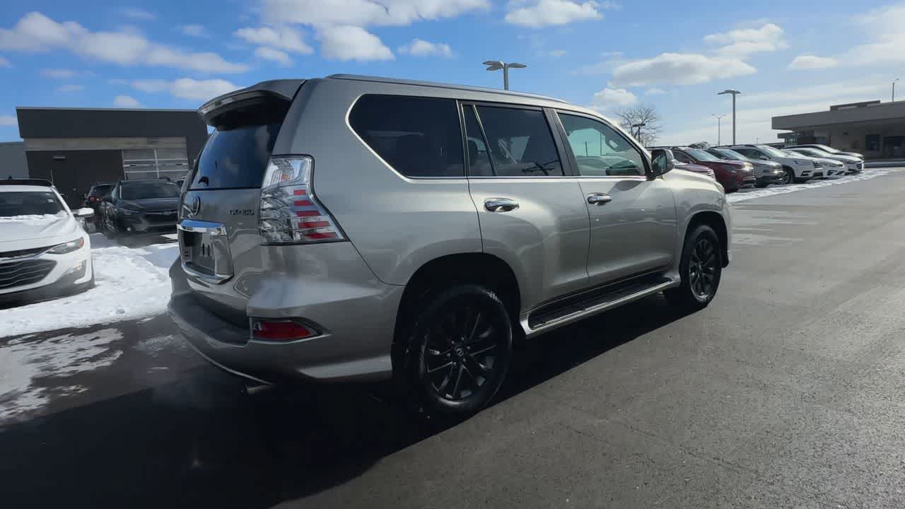 Thumbnail: 2020 Lexus GX - 8