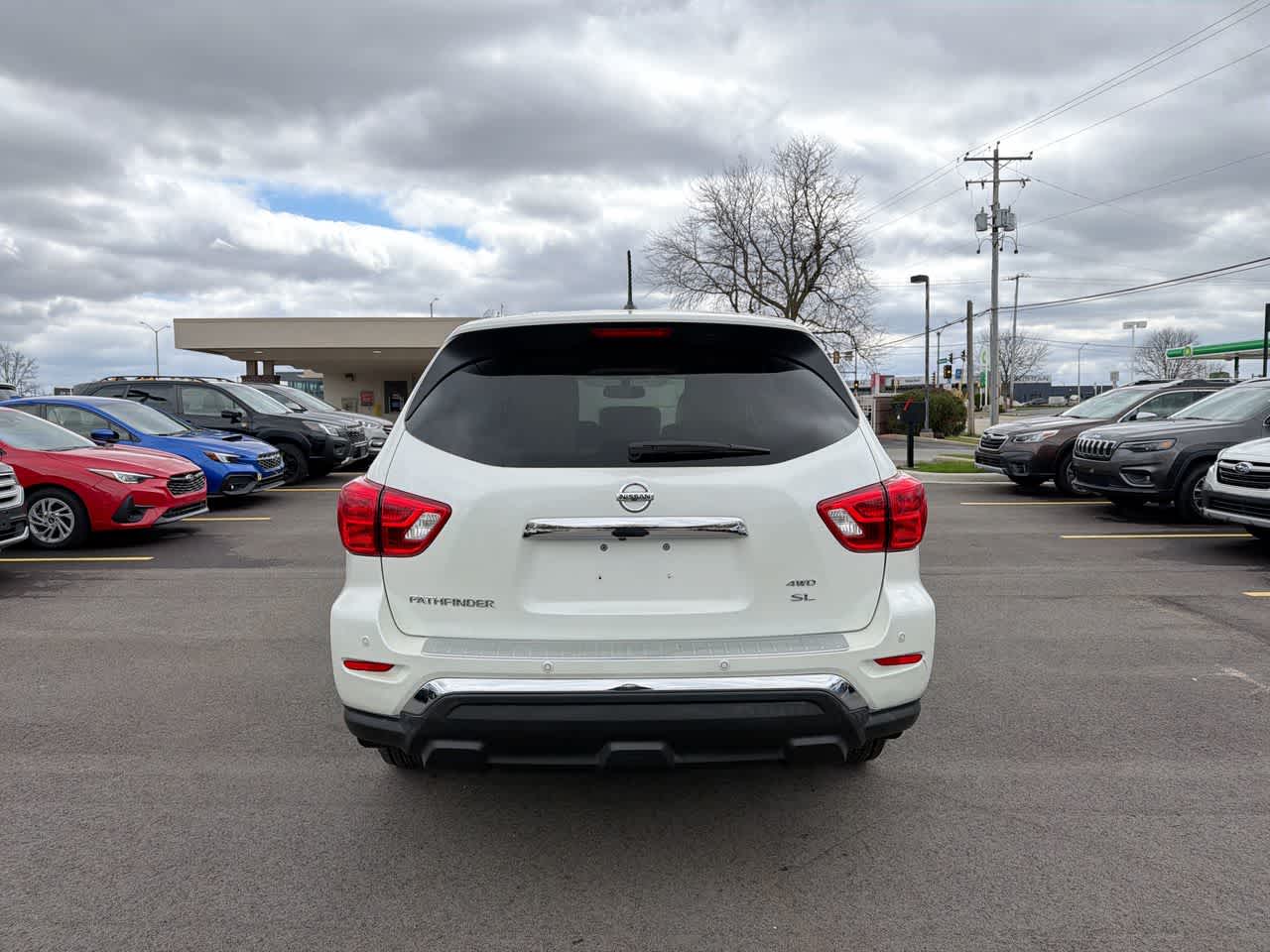 Thumbnail: 2018 Nissan Pathfinder - 12