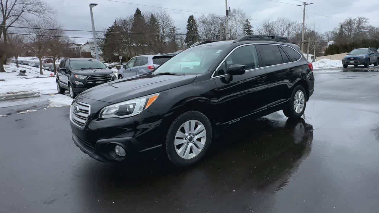 Thumbnail: 2016 Subaru Outback - 4