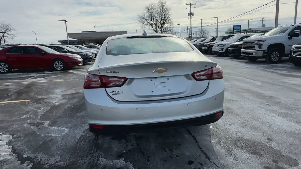 Thumbnail: 2020 Chevrolet Malibu - 7