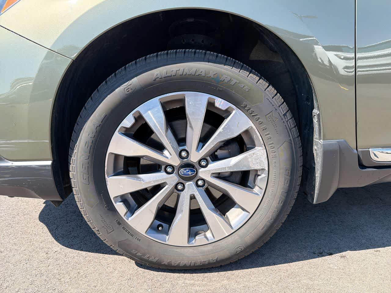 Thumbnail: 2017 Subaru Outback - 19