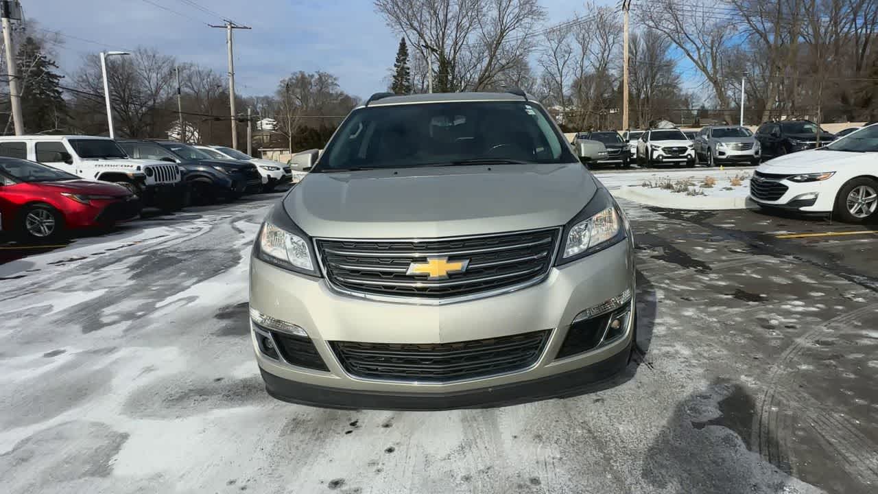 Thumbnail: 2017 Chevrolet Traverse - 3