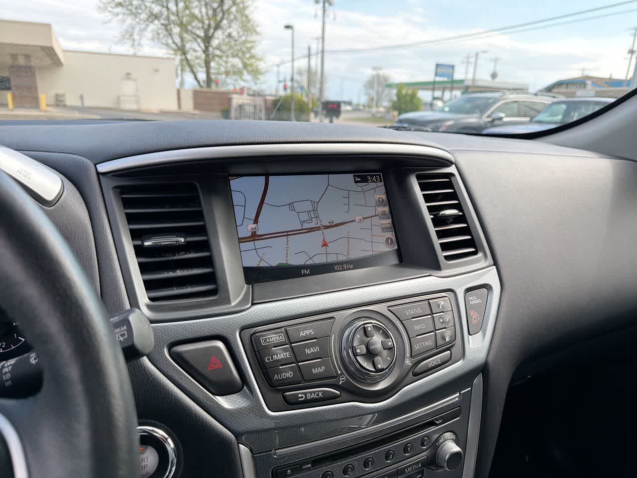Thumbnail: 2019 Nissan Pathfinder - 32