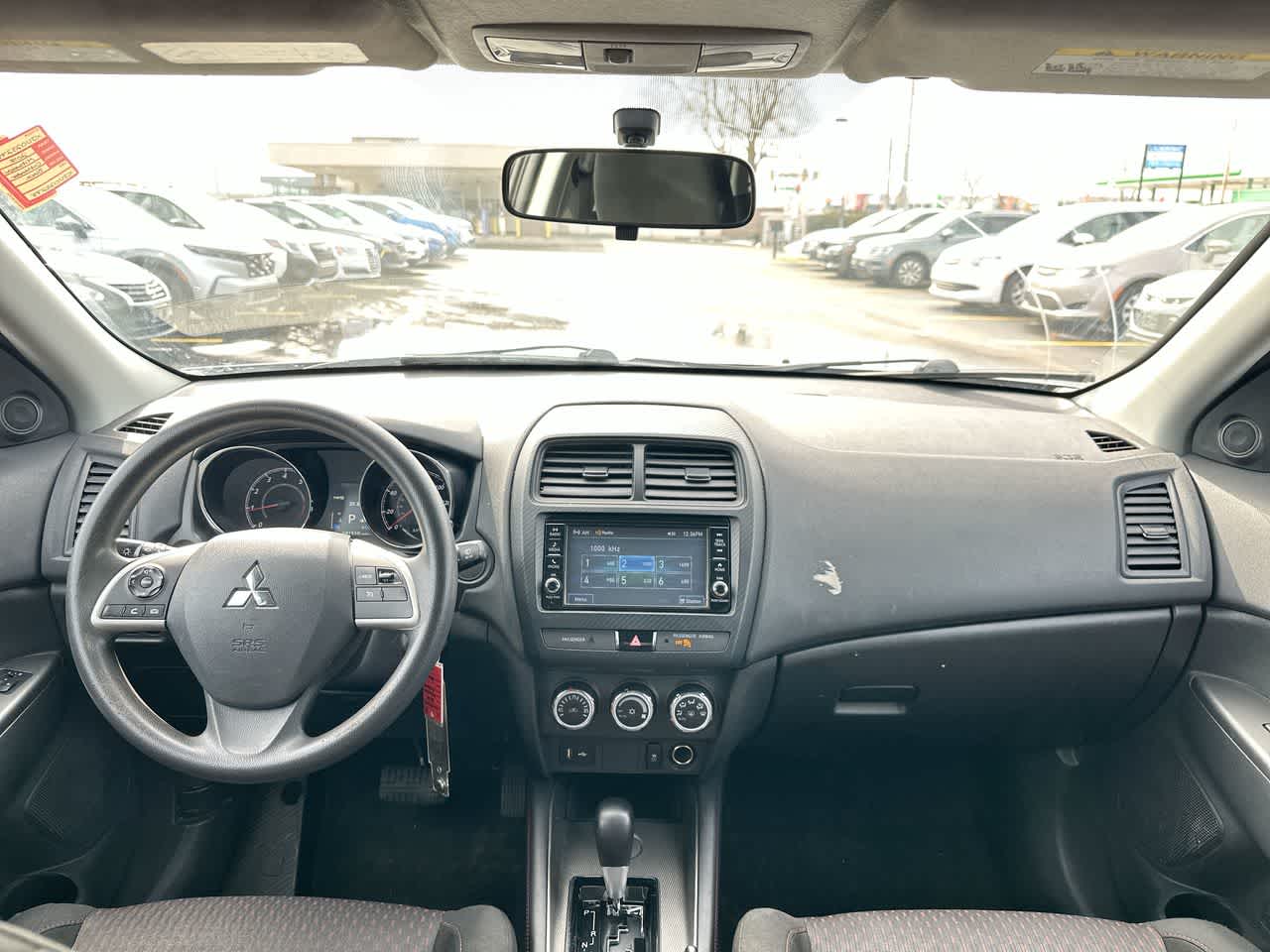 Thumbnail: 2018 Mitsubishi Outlander Sport - 20