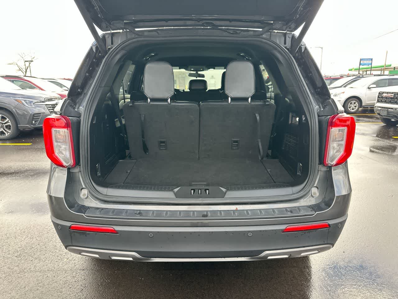 Thumbnail: 2020 Ford Explorer - 36