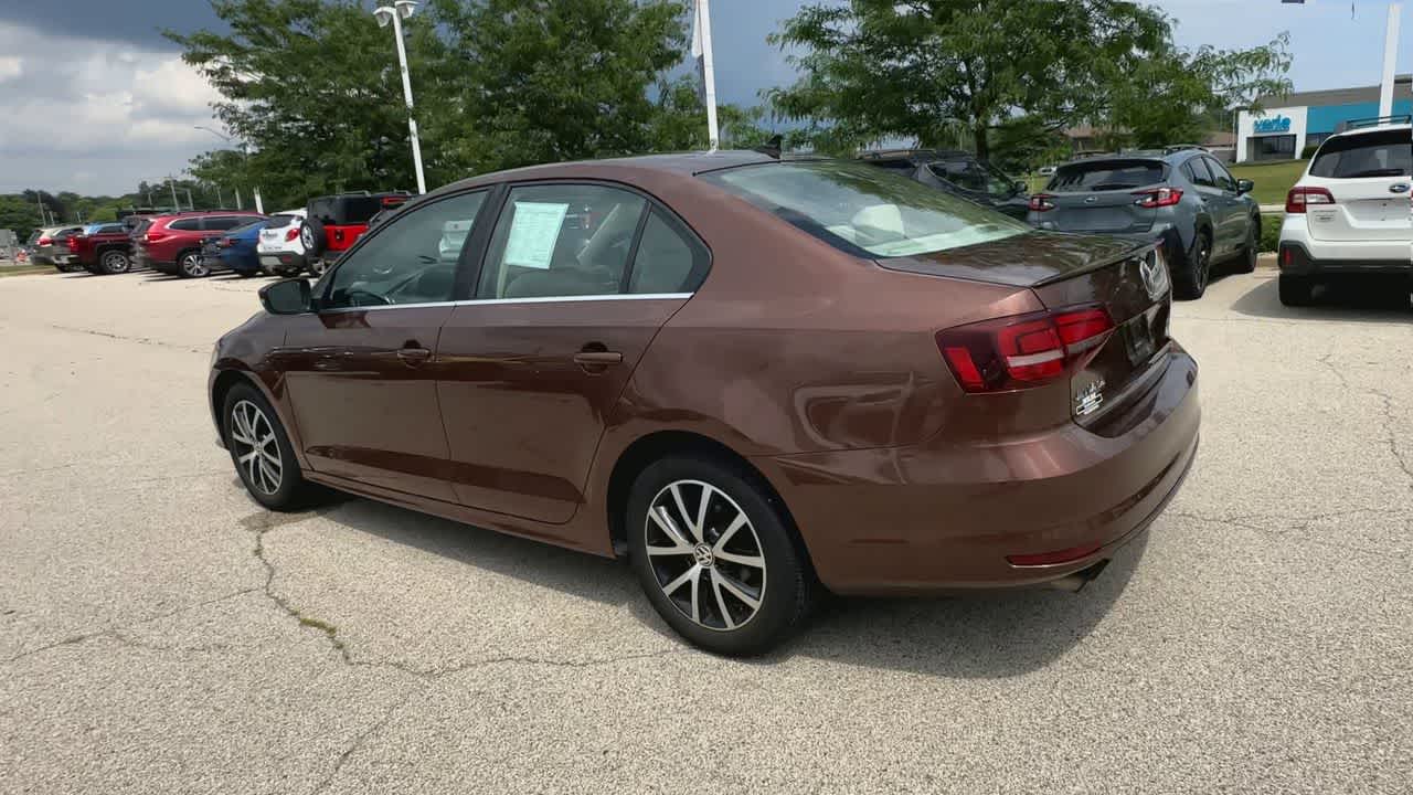 Thumbnail: 2017 Volkswagen Jetta - 6