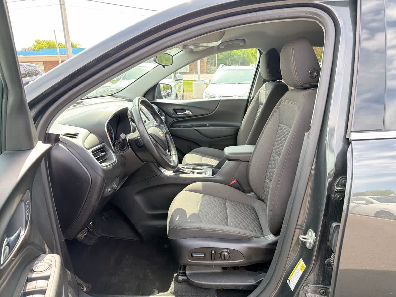 Thumbnail: 2018 Chevrolet Equinox - 20