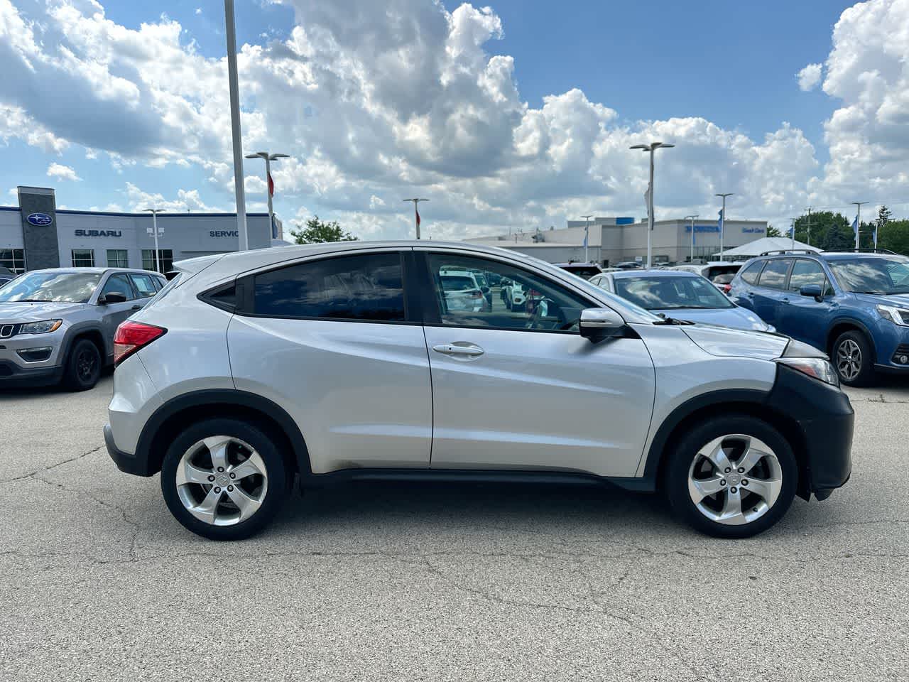 Thumbnail: 2016 Honda HR-V - 14