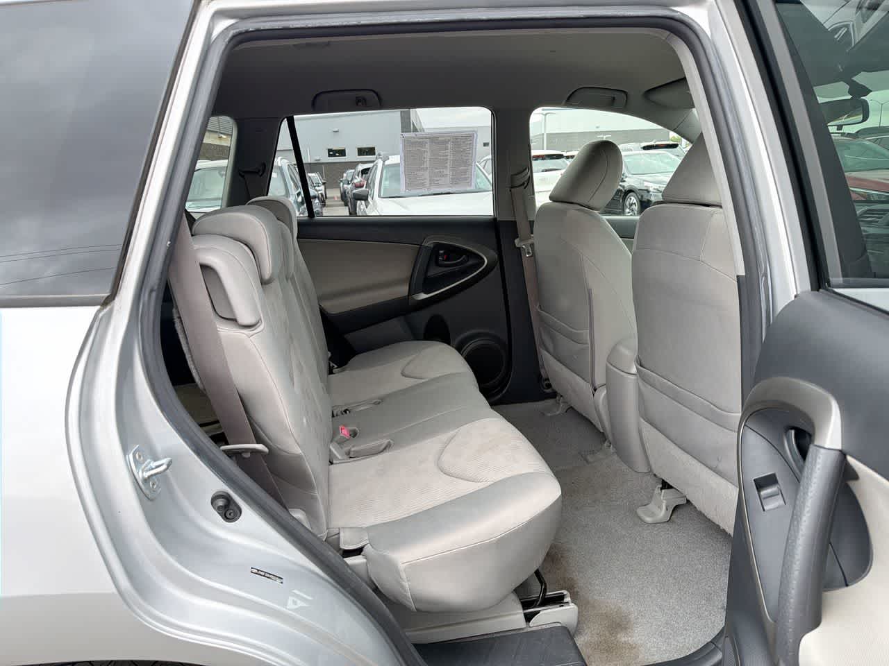 Thumbnail: 2009 Toyota RAV4 - 25