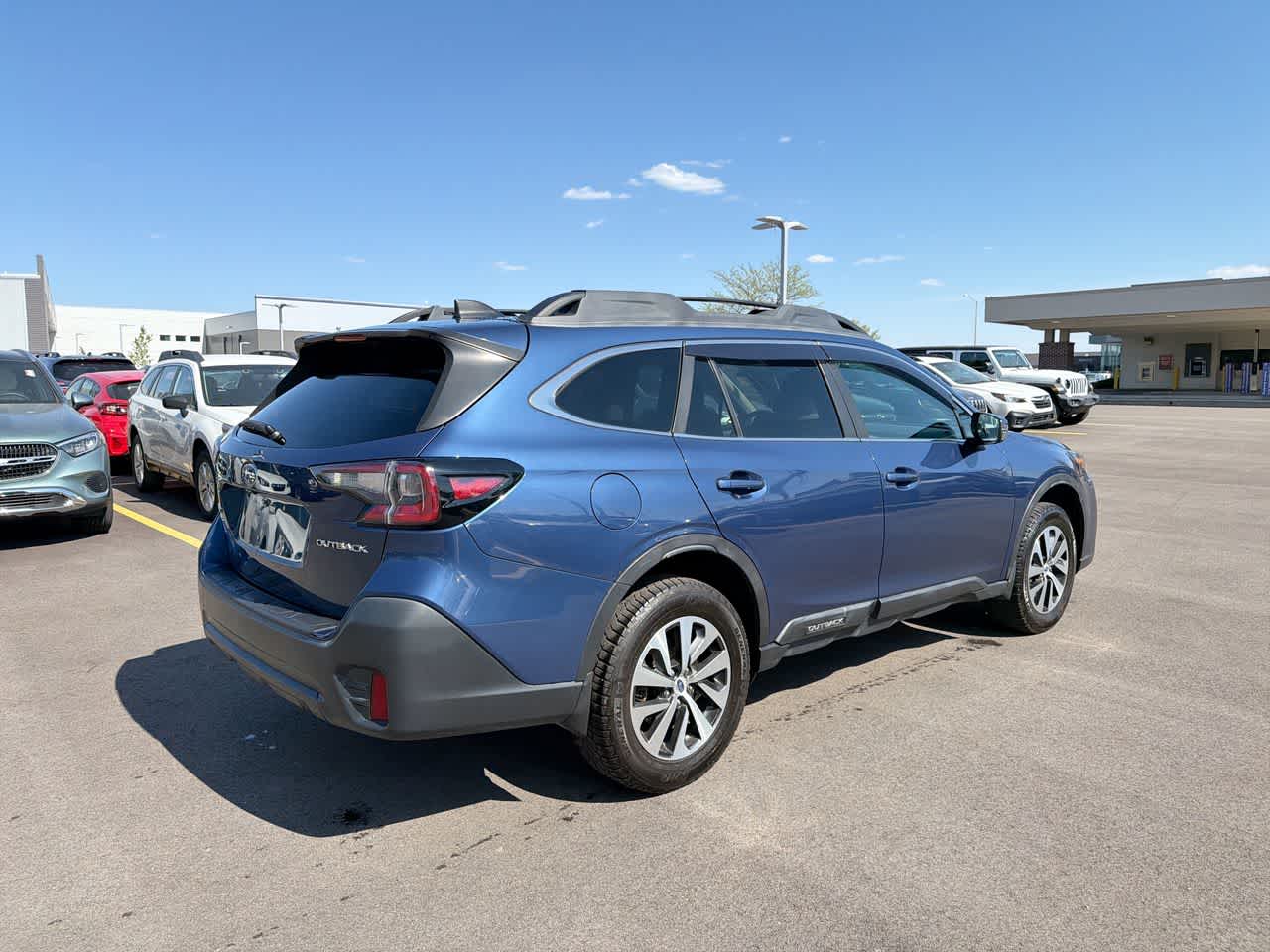 Thumbnail: 2021 Subaru Outback - 13