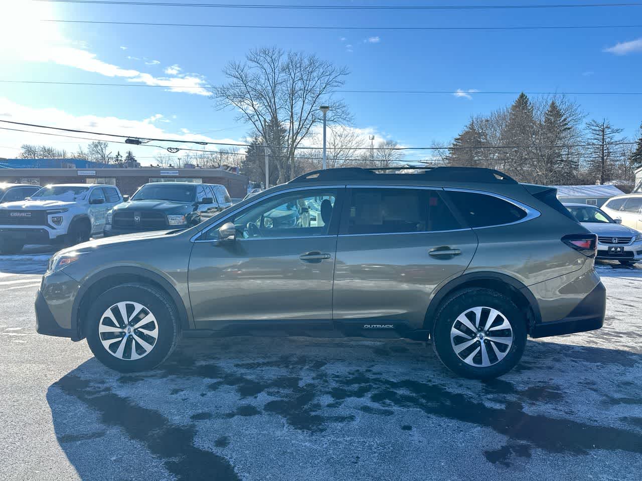 Thumbnail: 2021 Subaru Outback - 10