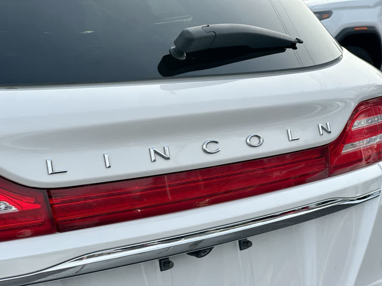 Thumbnail: 2019 Lincoln MKC - 17