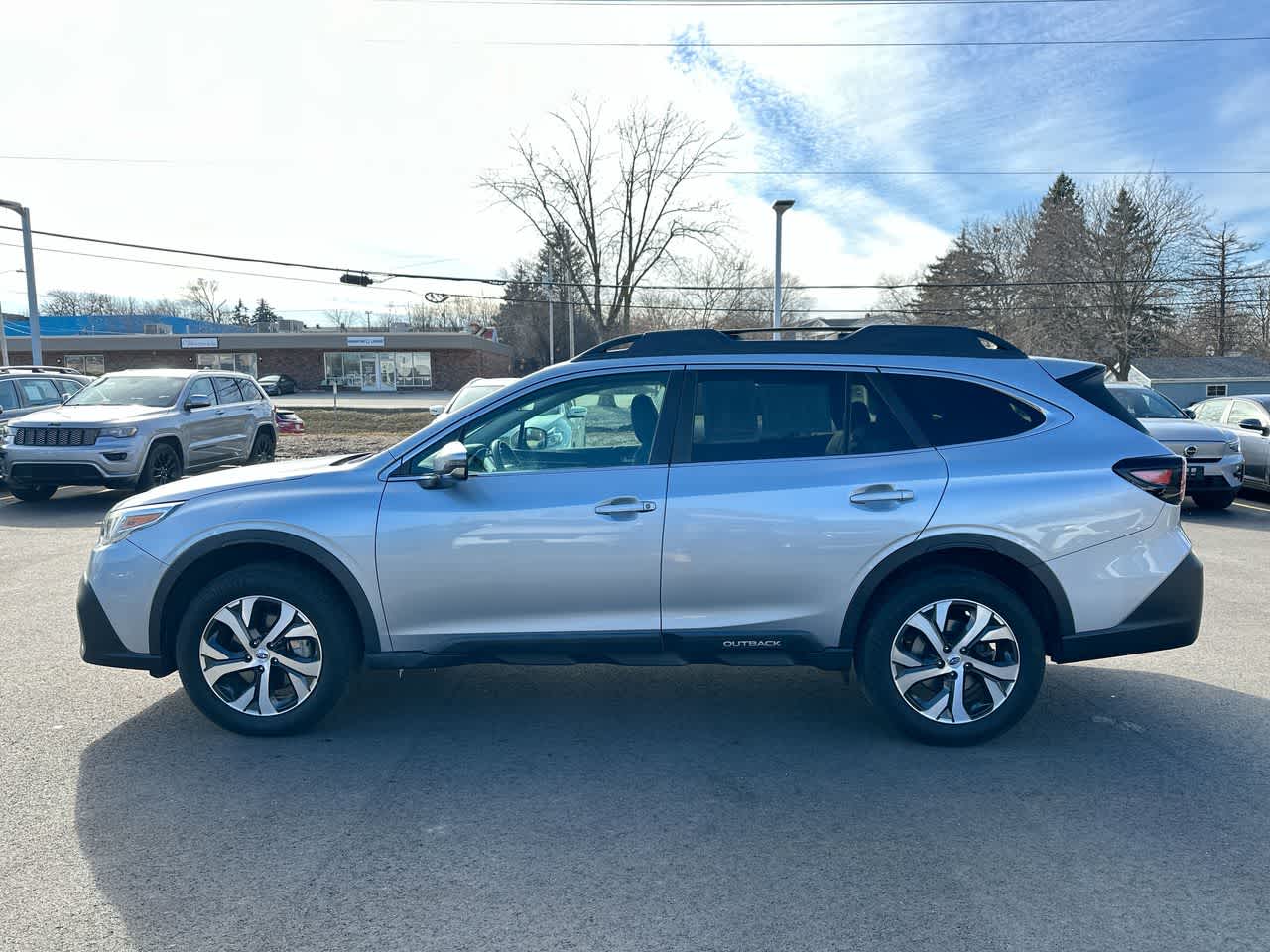 Thumbnail: 2021 Subaru Outback - 10