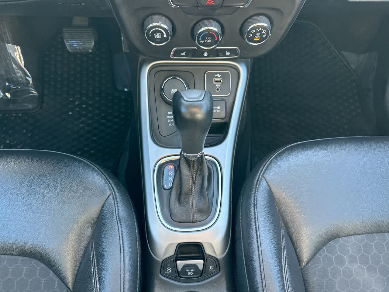 Thumbnail: 2018 Jeep Compass - 33