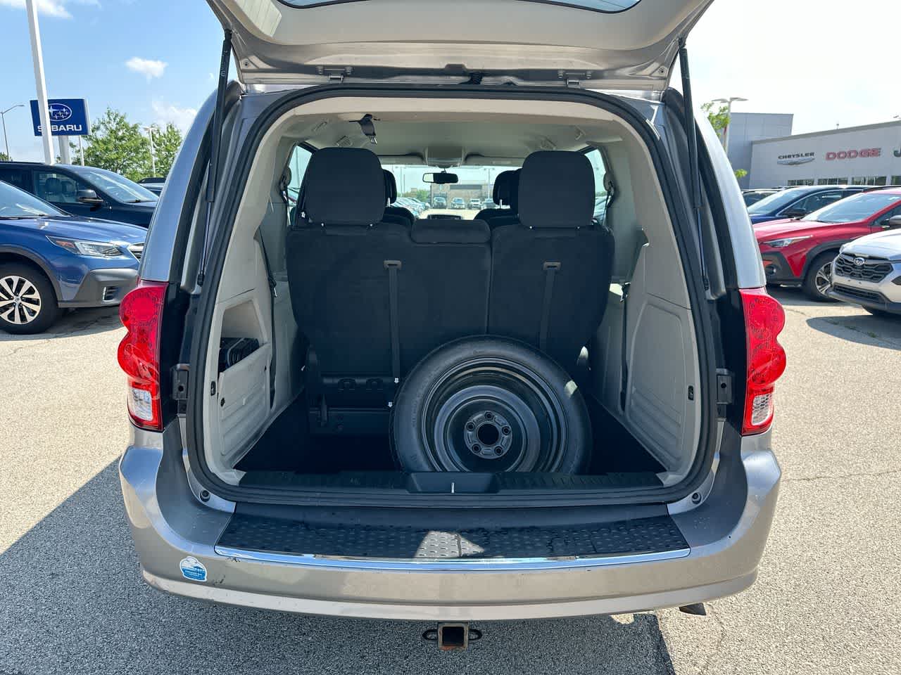 Thumbnail: 2016 Dodge Grand Caravan - 35