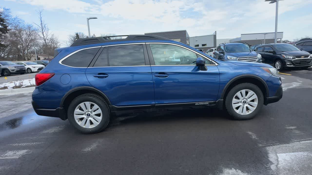 Thumbnail: 2019 Subaru Outback - 9
