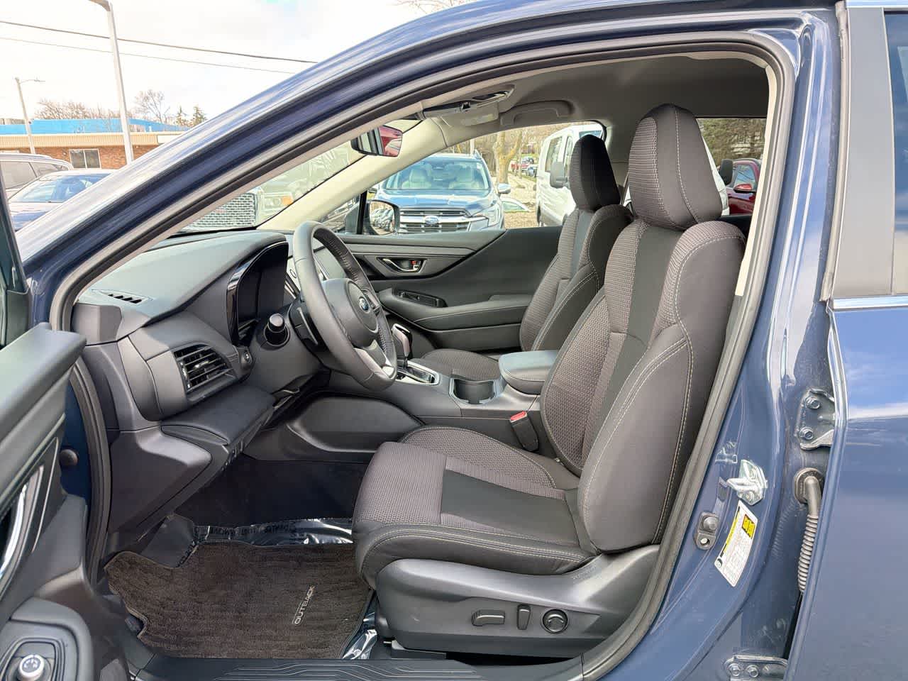 Thumbnail: 2025 Subaru Outback - 21