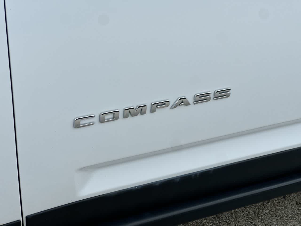 Thumbnail: 2016 Jeep Compass - 17