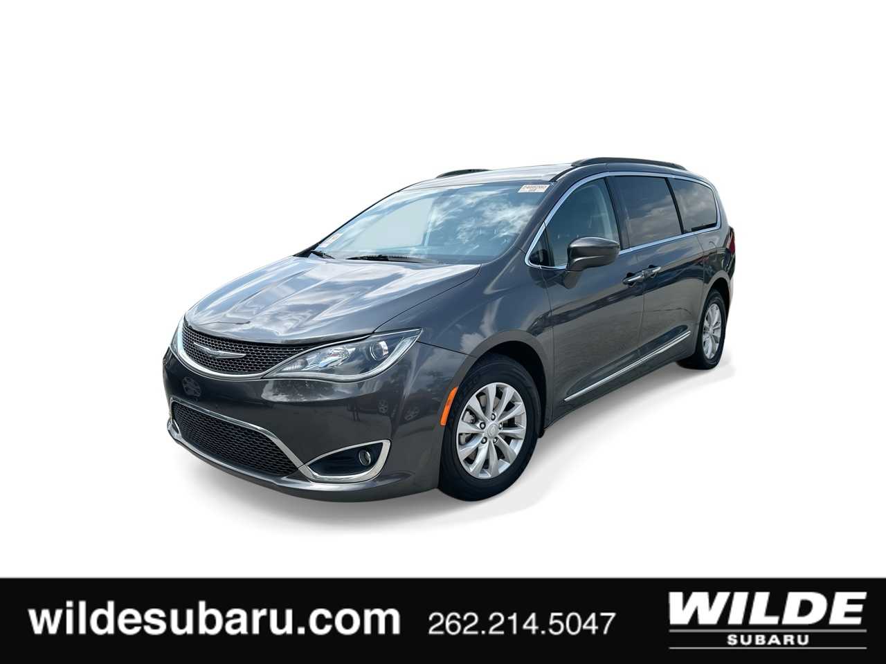 2017 Chrysler Pacifica Touring L -
                  Waukesha, WI