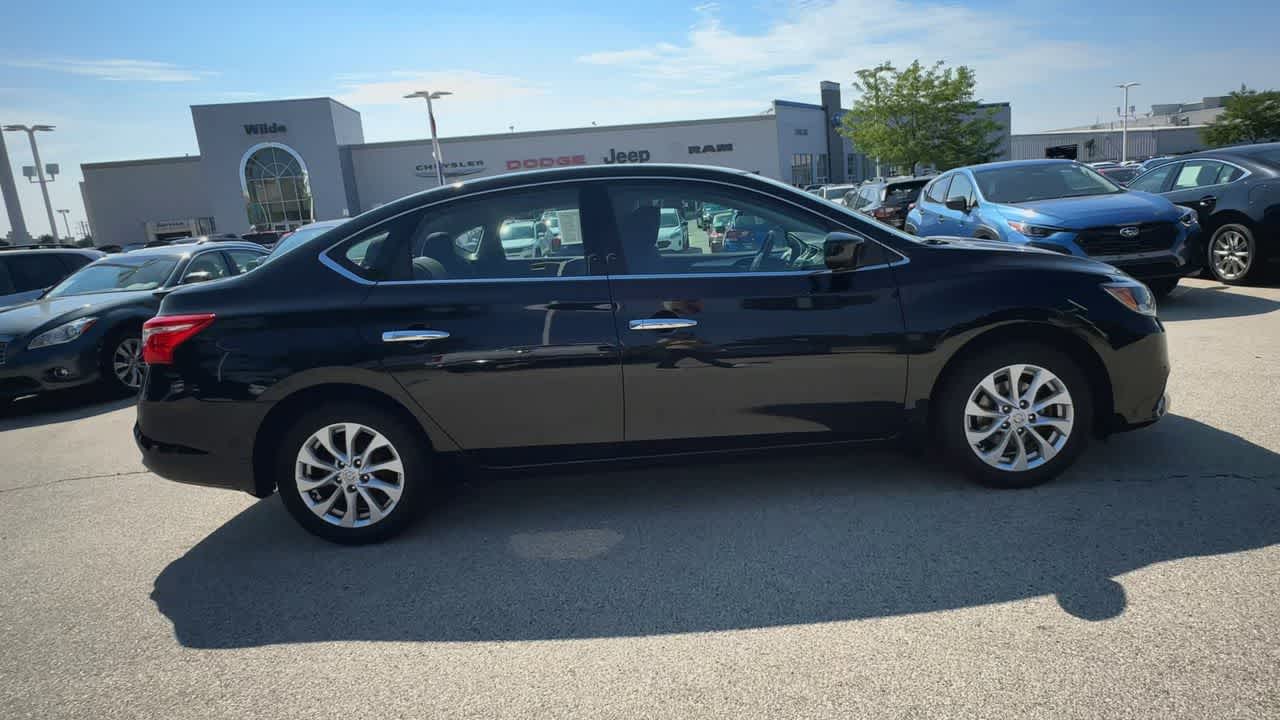 Thumbnail: 2017 Nissan Sentra - 9